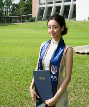 发光的甜筒的头像