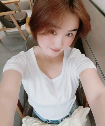 小布娃娃的头像