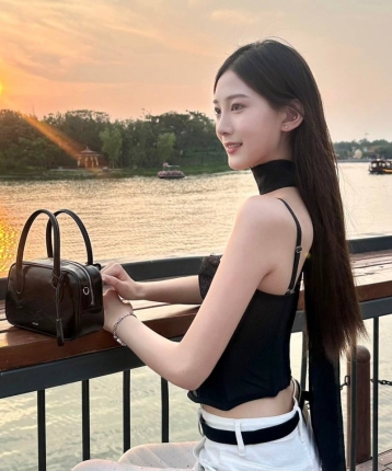 静姐爱吃辣的头像