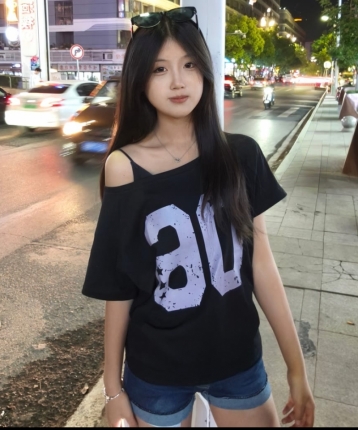 岳绮罗的头像