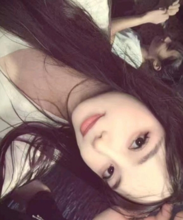 柒柒八的头像