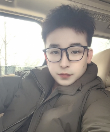 曼陀罗p001的头像