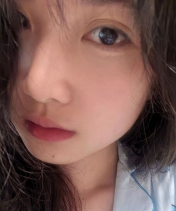 脆甜y的头像