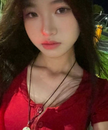 霖临琳娜的头像