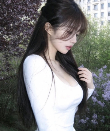 伊艺的头像