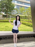 大虾蘸辣根的照片