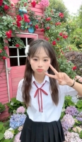 小萌女的照片