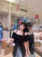 小鬼的照片