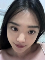 小嫚的照片