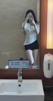 害羞的漫漫的照片