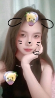 微笑女孩儿的照片