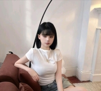 迷情的妖妖的照片
