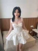 洛小西的照片