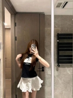 蝴蝶少女的照片