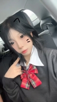 爱美的女孩的照片
