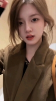 小溪爱吃零食的照片