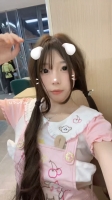 爱美的女孩的照片