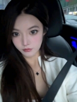 小娅呢的照片