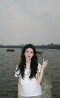 于彤的照片