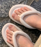 西瓜女孩的照片