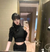 迷情的妖妖的照片