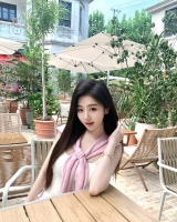 甜甜的玫瑰蜜糖的照片