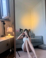 轻吻小U的照片