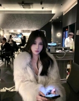 175依依妹的照片