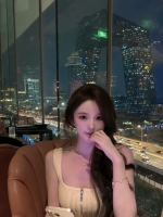 西西是本人的照片