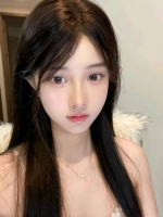 草莓尖尖的照片