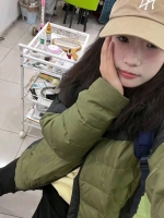 ai琪琪的照片