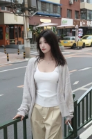 Ai吃奶酪的照片