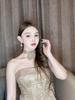 幸福显玲玲的照片
