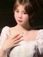 清纯女孩的照片