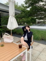 猫系女友的照片
