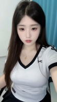 可可爱吃糖的照片