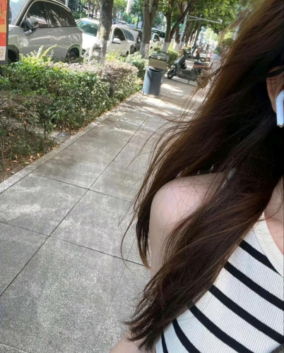妮妮nrt的照片