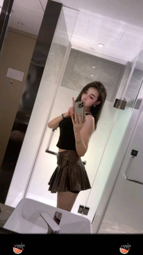 小眉的照片