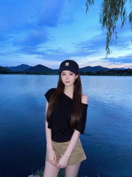 跳舞的小僵尸的照片