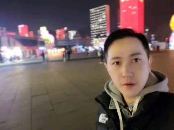 少年感的爹的照片