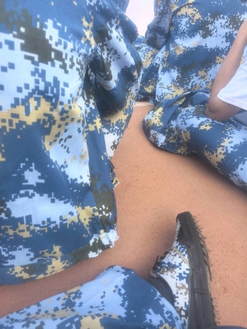 不见大海的照片