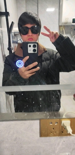 顾柒的照片