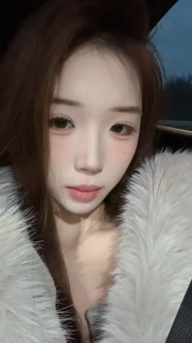 甜甜呀呀呀啦的照片