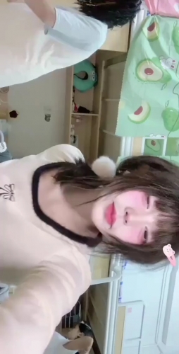 唯洛的照片