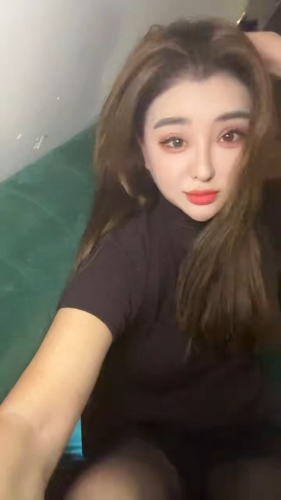 YK丽娜的照片