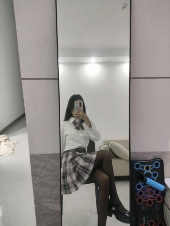 鱼也的照片