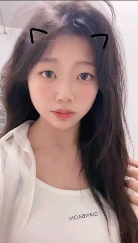 零小诗的照片