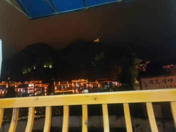 杜汉的照片