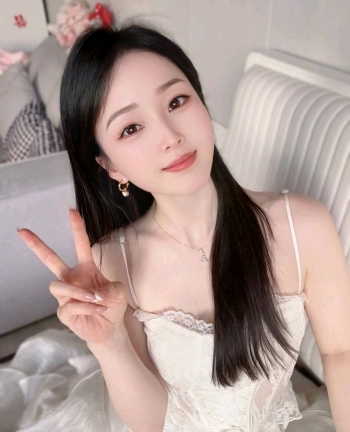 倩倩的微笑的照片