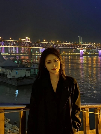 琪琪c605的照片